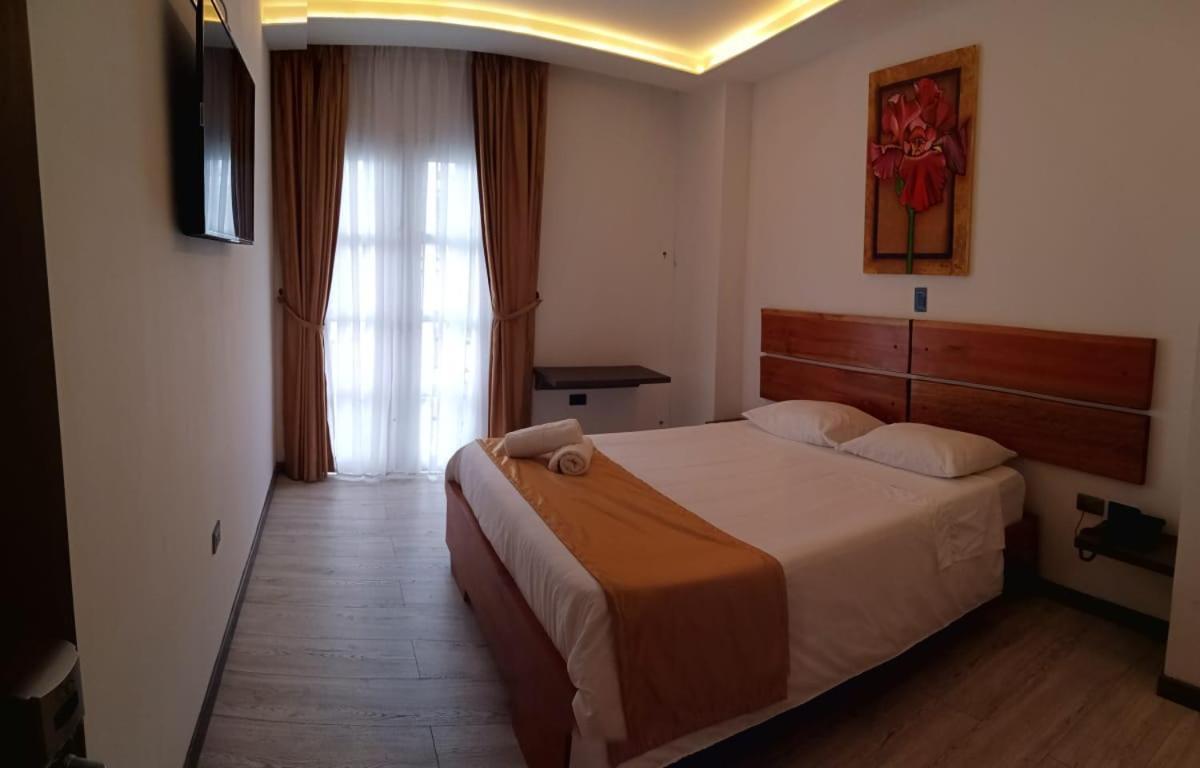 Hotel Valcon Санта-Роса-де-Кабаль Экстерьер фото